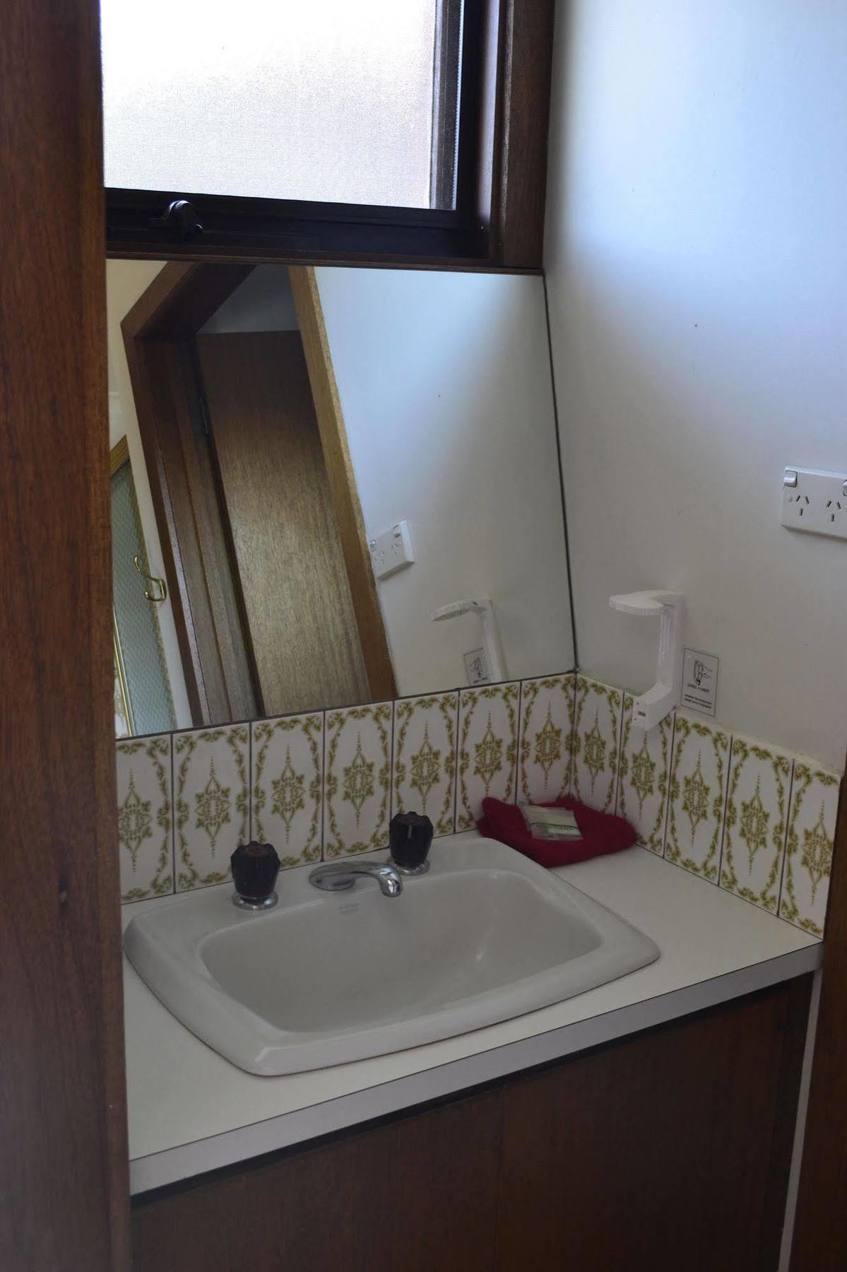 Kardinia Park Motel จีลอง ภายนอก รูปภาพ