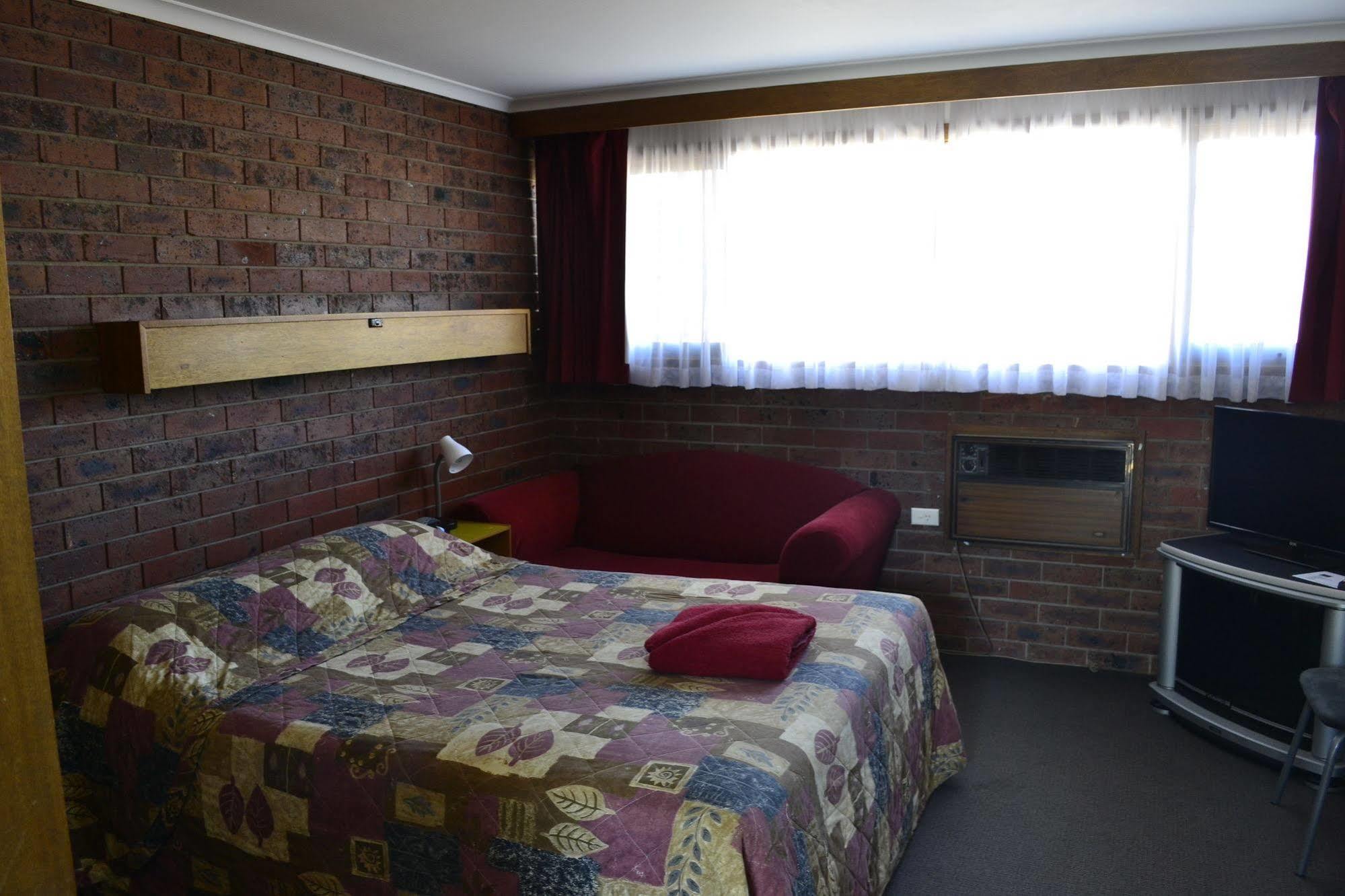 Kardinia Park Motel จีลอง ภายนอก รูปภาพ